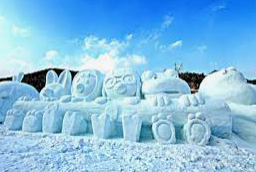 ddongchunee's tweet photo. @Kpop_ctzen @puplish1   @sook_0301 @chunee_1121  @arohot10 @tmlmiyagi1
@ddongchunee @malsook03 
Jecheon-gun's ice festival is famous. In winter, there are many beautiful sculptures, so there are many photo spots. https://t.co/4v0WKW2nmN