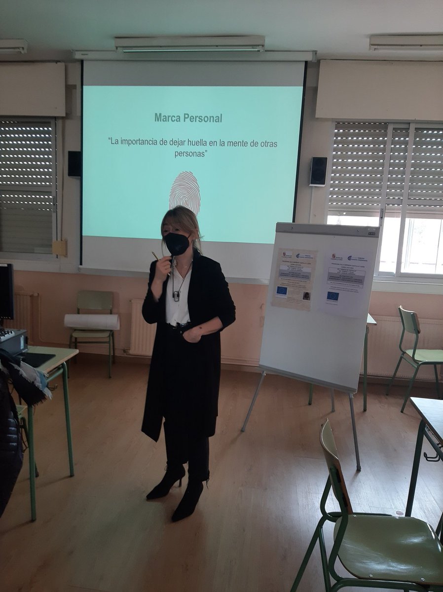 Hoy en <a href="/IES_Ribera/">IES RiberadeCastilla</a>  trabajamos la #marcapersonal con alumnado de familia profesional #administracionyfinanzas con Arantxa Vázquez de la consultora  <a href="/_airhe/">AIRHE RRHH</a> dentro del Aula Empresa "aprendemos, innovando y creamos competencias digitales" #FSE_AulaEmpresaCyL <a href="/JOSEALB65/">JOSE ALBERTO</a> <a href="/educacyl/">Educación JCyL</a>