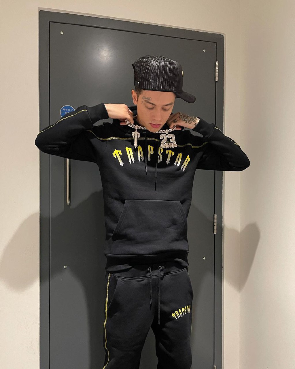【セントラルシー着用】Trapstar London×Central Cee フーディ セントラルシー着用】Trapstar London×Central Cee フーディ
