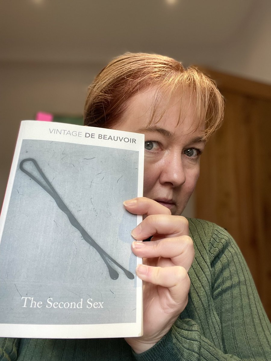 debsiddoway's tweet image. Another book that might help me to think and it has my notes in it too… #CanIReadThis @gwentpolice 

#JusticeforJen