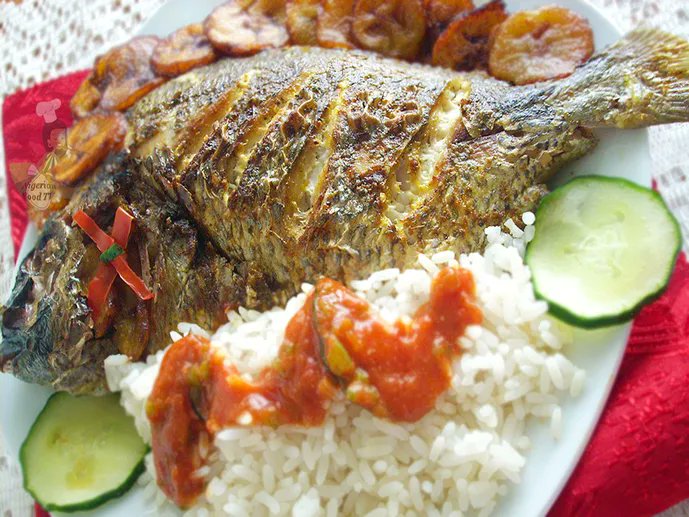 LE_Ataire's tweet photo. 'ATA NSO IYAK?' ('WHAT FISH DO YOU EAT?')
An old Efik game (Nigeria)

Kids sit in a ◯, except for a 'Fish' &amp; their messenger. 

Msg 1: Fish sends greetings. 
Msg 2: What fish do you eat?

If a child answers right, they leave the ◯ and a new fish is selected. #FolkloreThursday https://t.co/2lEb5DkWPV