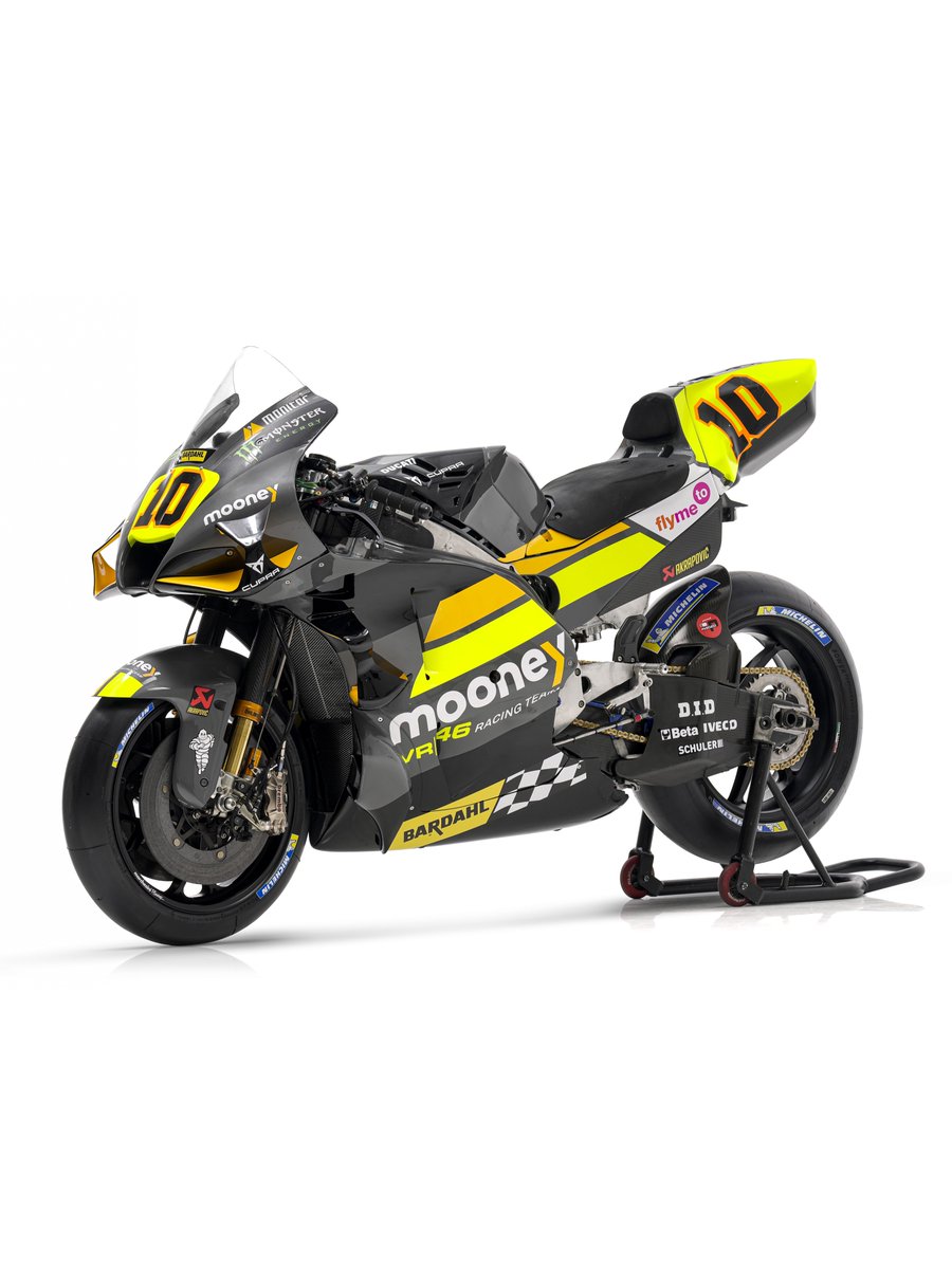 VR46RacingTeam's tweet photo. 𝑩𝑬𝑨𝑺𝑻𝑺 𝑨𝑹𝑬 𝑹𝑬𝑨𝑫𝒀 💥
#MooneyVR46RacingTeam #MotoGP #2022IsNow https://t.co/ghVV15AgqT