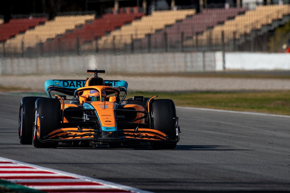 SpazGenev's tweet photo. I hear this @McLarenF1 #MCL36 ain't exactly slow around here!
@danielricciardo topped the sheets this morning lapping in 1:20:355 around @Circuitcat_eng
#f1testing #f1 #backtof1 https://t.co/pLoDmvpHaL