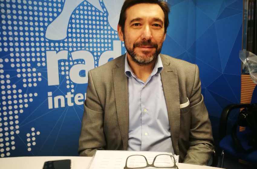 IntercafeRadio's tweet photo. 🎙#PODCAST Hoy #24F con: 
▶️@PacoCamps_ ex pte de #GeneralitatValenciana
▶️Dionisio Canales, socio dtor de #AsesoríaCanales y vicepte de @LibertadVCF
▶️@ToniMillag de #InmobiliariaAbril y pte de Asoc Comercio, Empresarios y Autónomos de Alfafar #ACEAL
📻https://t.co/8O8roq3vt1 https://t.co/uegdoaQBVJ