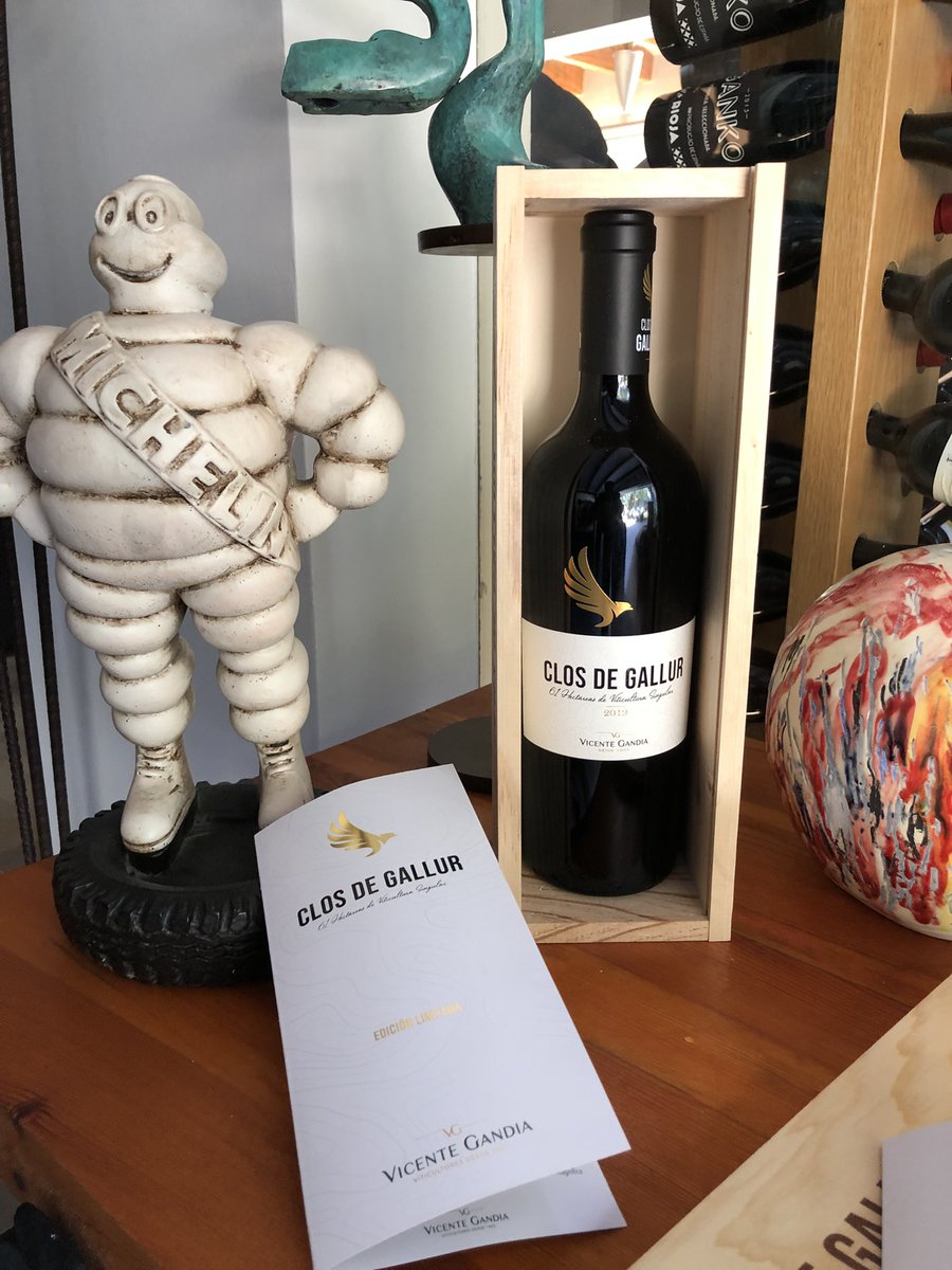 jlucontreras's tweet photo. Presentación de Clos de Gallur 2019, el nuevo vino de @bodegasgandia en el Rte. #BonAmb de Jávea https://t.co/z5fSjyzSGV