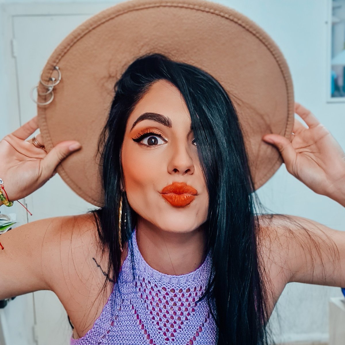 ailensworld's tweet photo. #NuevaFotoDePerfil https://t.co/zUdQ9kiqY5