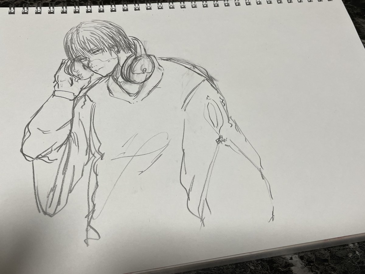 しらぴょと作業いぽちゅうに

「やばい。馬鹿だからかなきみの立ち絵でかく描きすぎた。しかも上半身しかない」

っていったやつ

どんだけでかく書いたかみてくれませんか 
