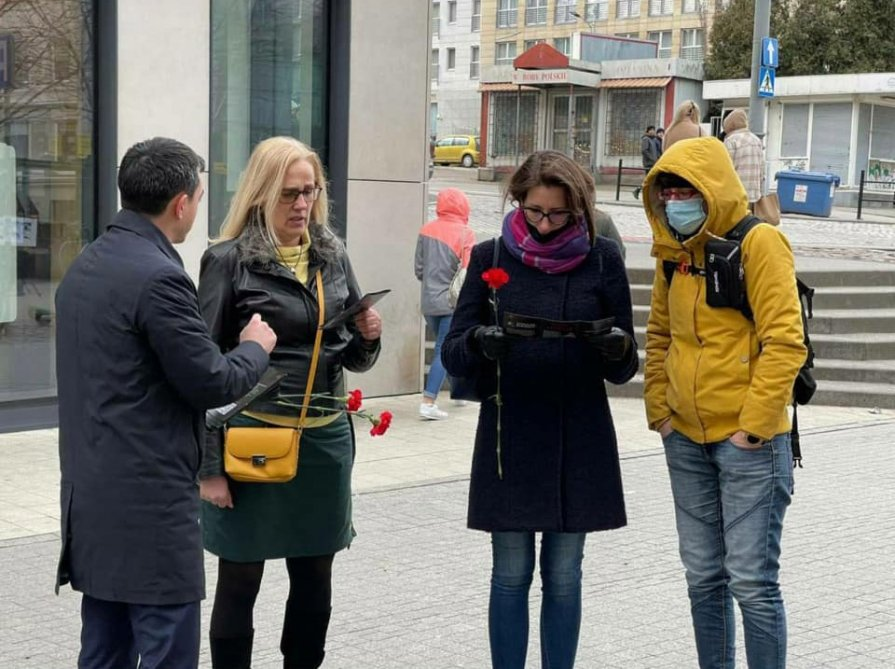 malik_agazade's tweet photo. Within the frameworks of the "Justice for Khojaly" campaign, a peaceful action was held in Poznan, Poland, on the occasirfon of the 

#KhojalyGenocide #JusticeforKhojaly #Khojaly30 https://t.co/KS4eo9DiK6