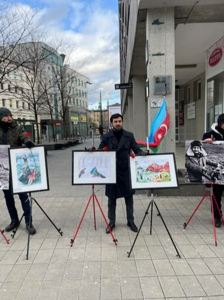 malik_agazade's tweet photo. Within the frameworks of the "Justice for Khojaly" campaign, a peaceful action was held in Poznan, Poland, on the occasirfon of the 

#KhojalyGenocide #JusticeforKhojaly #Khojaly30 https://t.co/KS4eo9DiK6