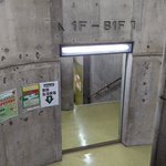 出入口かと思ったら？鏡が設置されている罠!