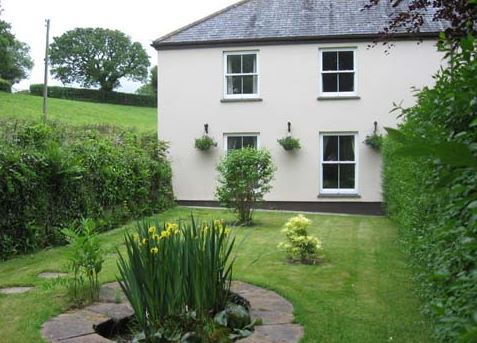 TheHolidayCots's tweet photo. Pulla Farm Holidays provides self-catering accommodation on 100 acres. This is a rural location and it is ideal for visiting the Cornish countryside and coast.
๐Sleeps 1-4
https://t.co/U7WRuz17zQ
#Frogpool #Truro #Cornwall #Countryside #Coast #Cornish #Rural #HolidayHome https://t.co/HFRH9FCgXr