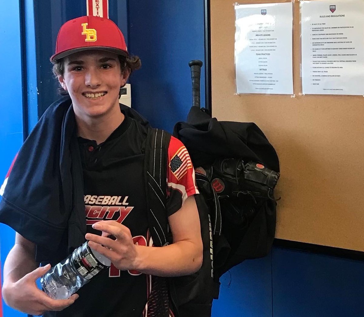 Congrats to 𝙅𝙊𝘽𝙀 𝙃𝘼𝙉𝙉𝙀𝙆𝙀𝙉 and 𝘼𝙉𝘿𝙀𝙍𝙎𝙊𝙉 𝘾𝙍𝘼𝙁𝙏! 

Jobe is the Virtual Hitting League Home Run Derby Champion and Anderson was the league’s Batting Average Champion! 👏

#RBITriCities #VirtualHittingLeague #HitTrax #IndoorFacility

🔴⚾️🔵