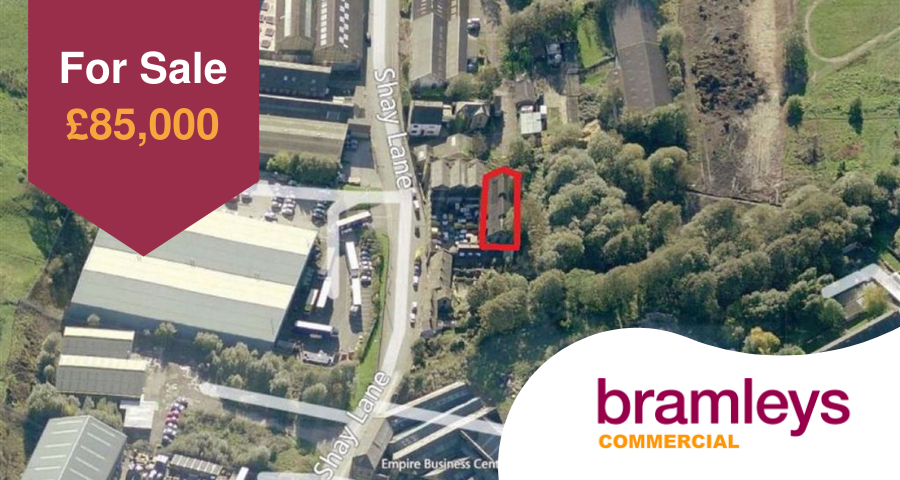 📣 Open Storage Yard For Sale
📍£85,000

This #Halifax property comprises a secure yard area that occupies the site of a former building that has been demolished. The yard extends to 407 sq yds and is surrounded by a high secure stone wall.

➡️ bit.ly/3sUhlha
