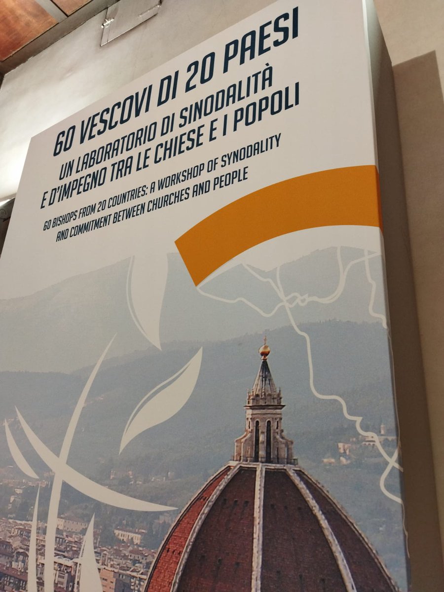 interpreticonf's tweet photo. Interpreti di Conferenza traduce al Congresso della Conferenza Episcopale Italiana #USCEI "Mediterraneo Frontiera di Pace", Firenze, 23-27 febbraio. Fra i relatori il Presidente del Consiglio M. Draghi #Draghi ed il sindaco della città, D. Nardella #Nardella. https://t.co/ptC5EcHshc