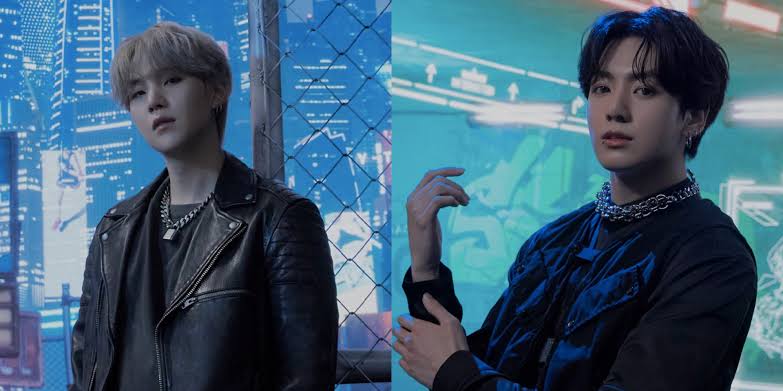 Gak bisa berhenti dengerin 'Stay Alive' nya Jungkook &amp; Suga. Ini lagu yg sejak dirilis tempo hari nemenin hari2 gue. Somehow I feel better whenever I listen to it. 
#JEONJUNGKOOK #SUGA