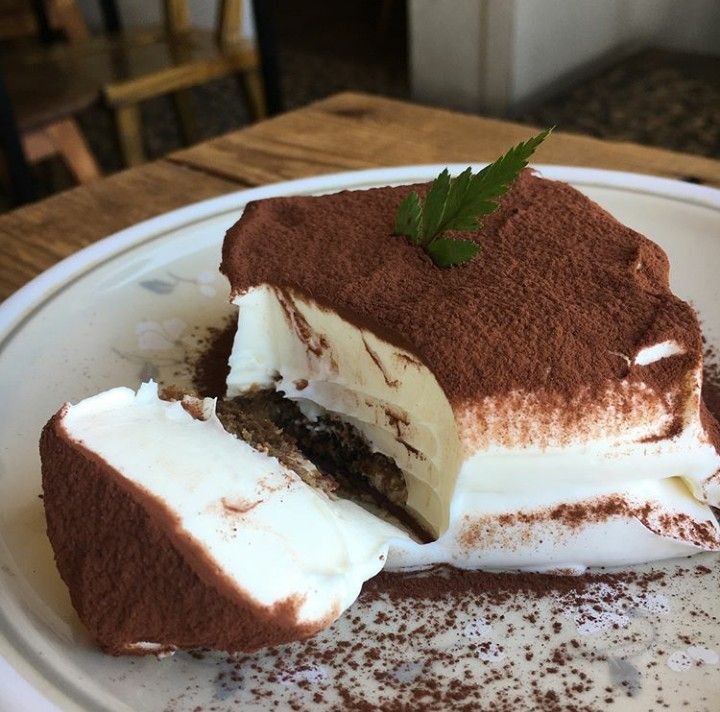 louvbot_AK's tweet image. 