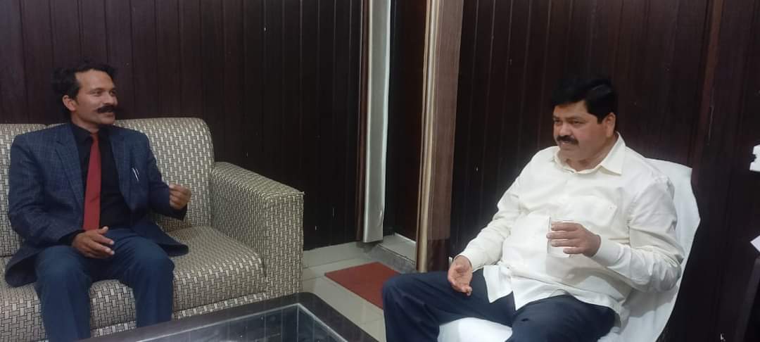 उत्तराखंड में कांग्रेस पार्टी ने अपने घोषणा पत्र में पुरानी पेंशन बहाली मांग प्रमुखता से रखने पर प्रदेश कांग्रेस पार्टी के प्रदेश अध्यक्ष गणेश गोदियाल जी का आभार ।

#राष्ट्रीय_पुरानी_पेंशन_बहाली_सयुक्त_मोर्चा
<a href="/bprawatNOPRUF/">B P Singh Rawat (NOPRUF)</a>