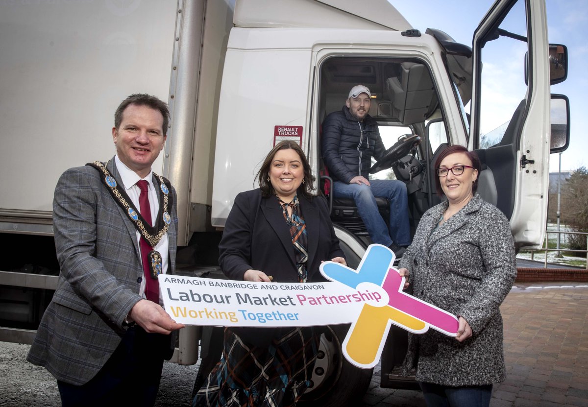 Communities Minister Deirdre Hargey was in Craigavon today to launch the Labour Market Partnerships (LMP) initiative which will see targeted employment action plans created in every council area to support people towards and into work. 

Read more @ bit.ly/3HgHtIt