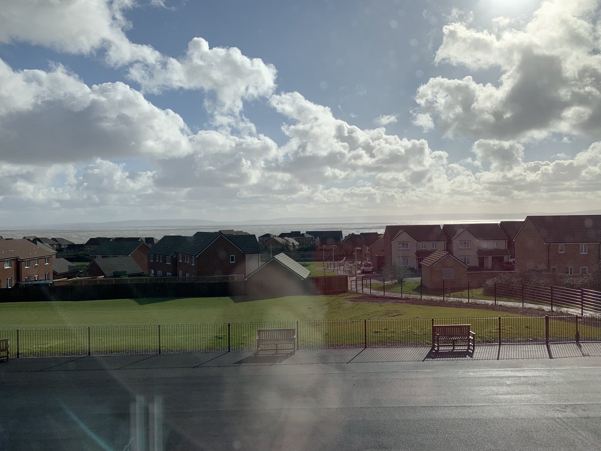 Popped over to Rhws to have a brief look at South Point Primary <a href="/VOGCouncil/">Vale Council 🏴󠁧󠁢󠁷󠁬󠁳󠁿🇺🇦</a>'s brand new Zero-carbon school (did I say it's the first in Wales). It's gorgeous and I can't wait to hear what the children think of it next week. Also think it might beat <a href="/PencoedtreHS/">Pencoedtre High School</a> for views 😉