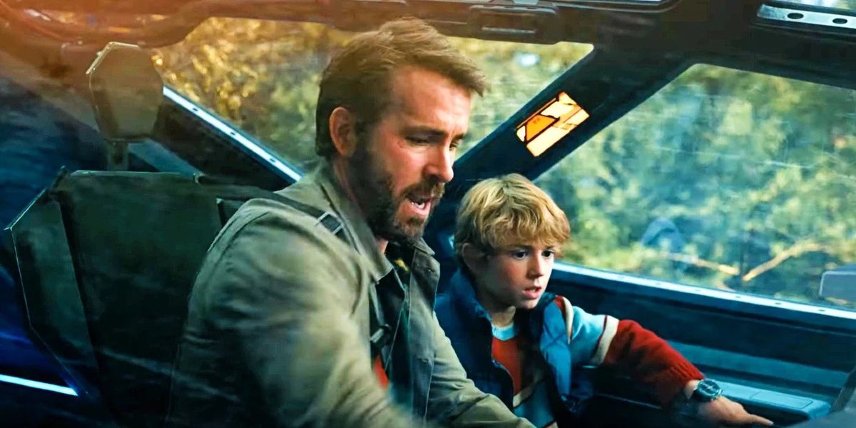 MarvelLatin's tweet photo. #TheAdamProject is a total wonder. I enjoyed it from start to finish, a beautiful story with its sci-fi tones, drama and “Back to the Future” vibes. @VancityReynolds once again gives a masterful performance alongside a tremendous cast. https://t.co/8DOCK1RlG7