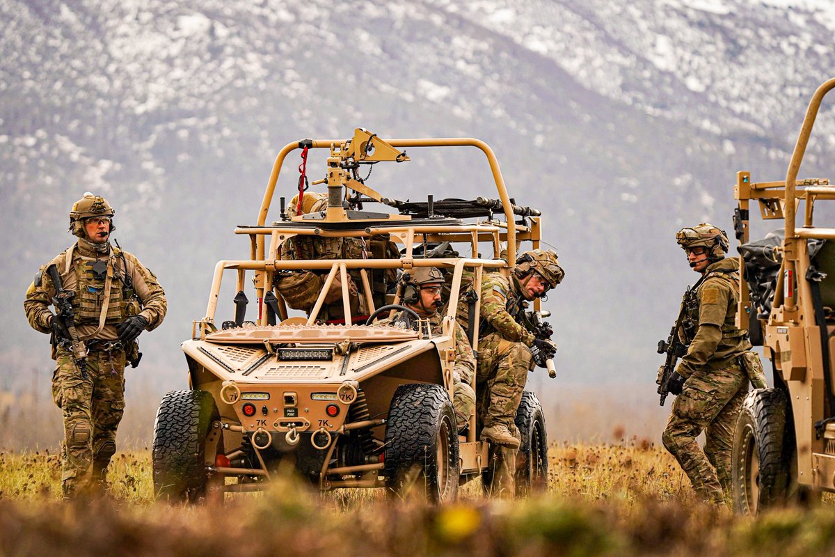 cdmincorporated's tweet photo. CDM stocks a full line of ruggedized, filtered and specialty tactical communications connectors for the most extreme military and public safety applications! #TacComThursday #TacCom #TacticalCommunicationsConnectors #M55116 #FilteredConnectors #TacticalCommunications https://t.co/7a6rwAZnZM