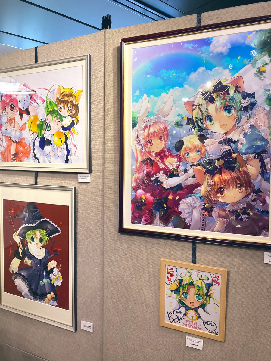デジキャラット展前期見てきた!24周年パネル絵のタイムラプス流れてて見入ってしまった✍️👀✨入場特典が思いの他でかかった😂かわゆい!!💕 
