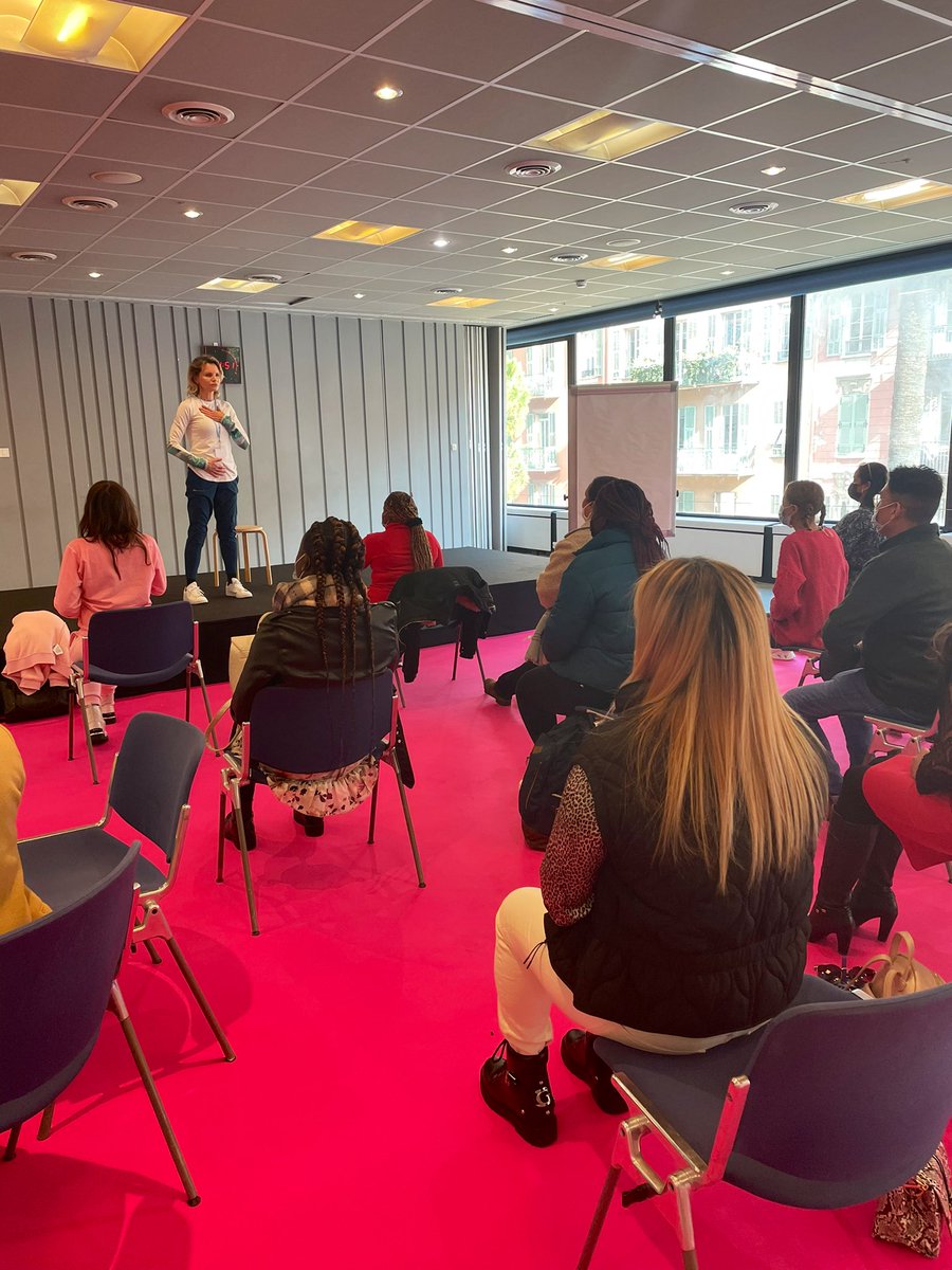 📍#SalonSAP 

Rendez-vous en Salle des Expositions pour assister et participer à l’initiation au garuda, animée par Gaëlle Bergeal