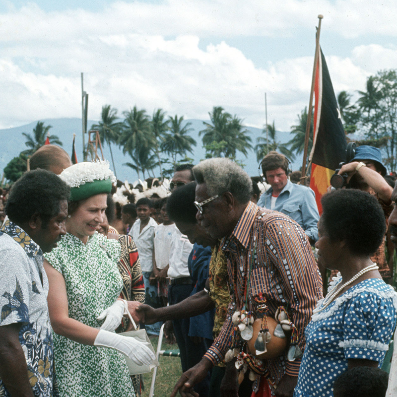 RoyalFamily's tweet photo. In this #PlatinumJubilee year, members of The Royal Family will undertake a series of Royal Tours this spring:

📍@ClarenceHouse will visit 🇮🇪
📍@KensingtonRoyal will visit 🇧🇿 🇯🇲 🇧🇸
📍The Earl and Countess of Wessex will visit 🇦🇬 🇬🇩 🇱🇨 🇻🇨
📍The Princess Royal will visit 🇵🇬