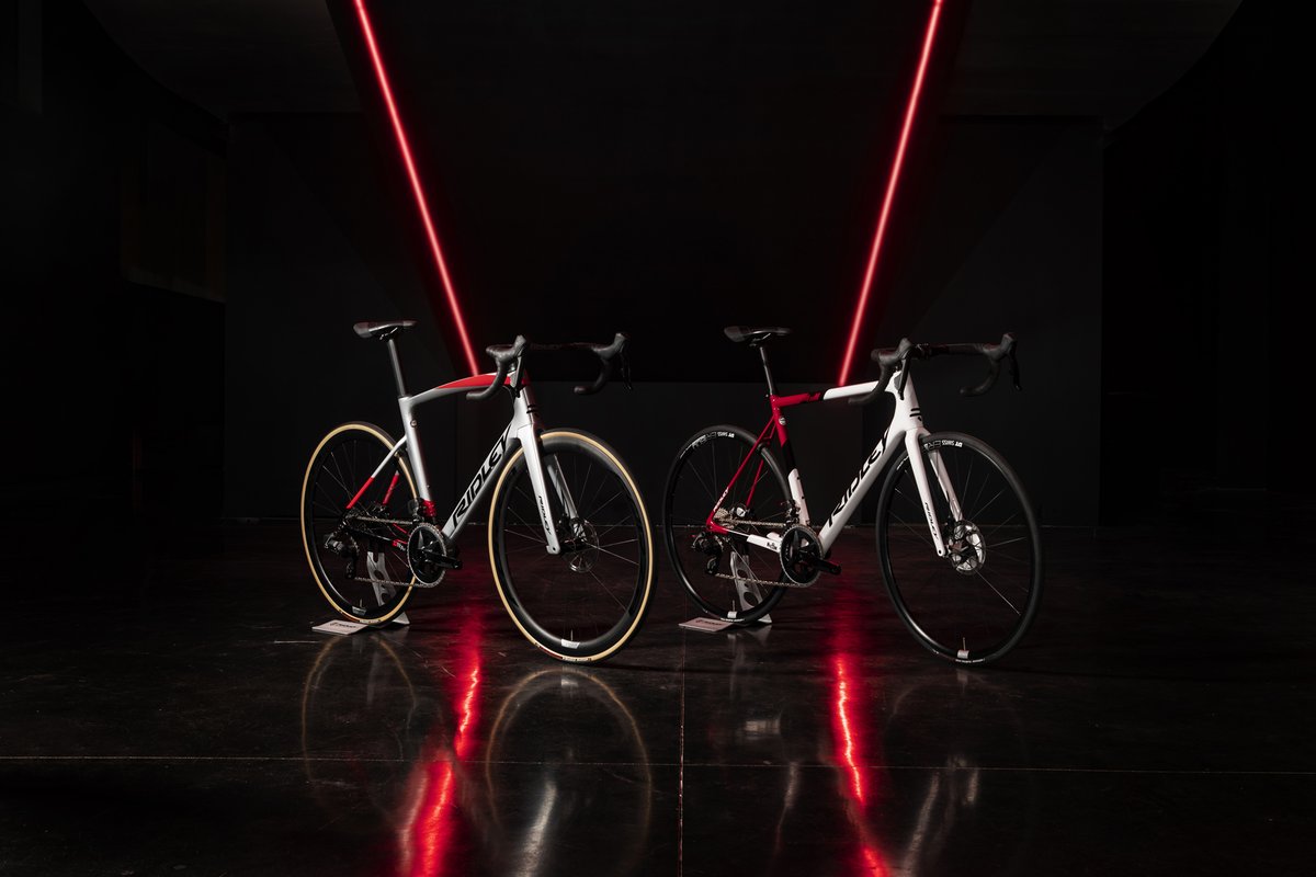3,2,1,LIFT OFF! Today we launch the Noah Disc and Helium Disc.
These bikes share the same technology and features of the Noah Fast and Helium SLX but with an Essential Series carbon frame.
This means you can enjoy these awesome bikes at a lower price point!