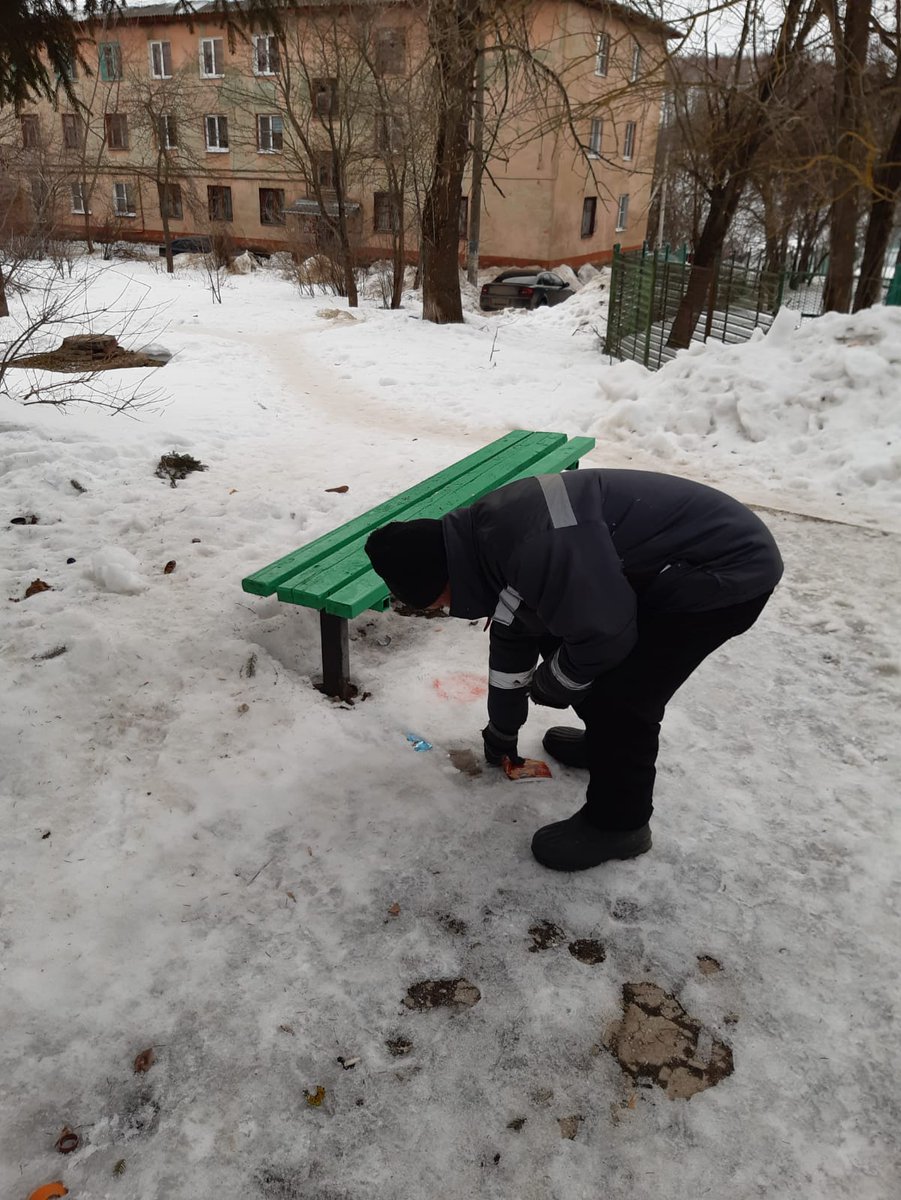 Privadm's tweet photo. Привокзальный округ
@Privadm Косая Гора
Сбор летучего мусора в сквере памятника "30 лет Победы" https://t.co/kavHt9QiV5