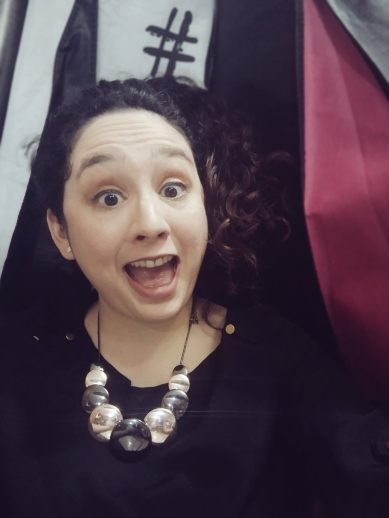 theloopiloosi's tweet photo. I know I've been MIA from social, but I've been super busy. I'm not quite drowning in dresses yet, but Prom folx, make sure to book your alterations appointment NOW before I am!

#alterations #alterationspecialist #prom #formalwear #supportsmallbusiness

https://t.co/hgR0rHTUKo https://t.co/anH8tCypzp