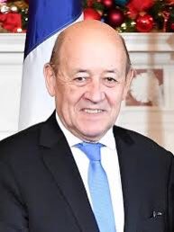 J’ai beaucoup entendu Jean Yves Le Drian  bavarder sur le #Mali avec une condescendance et un ton de grand ministre des Affaires Étrangères de LA France. Il est surtout le ministre de l’Europe que Poutine vient de balafrer. J’attends ses cris de vierge effarouchée. #RussiaUkrain