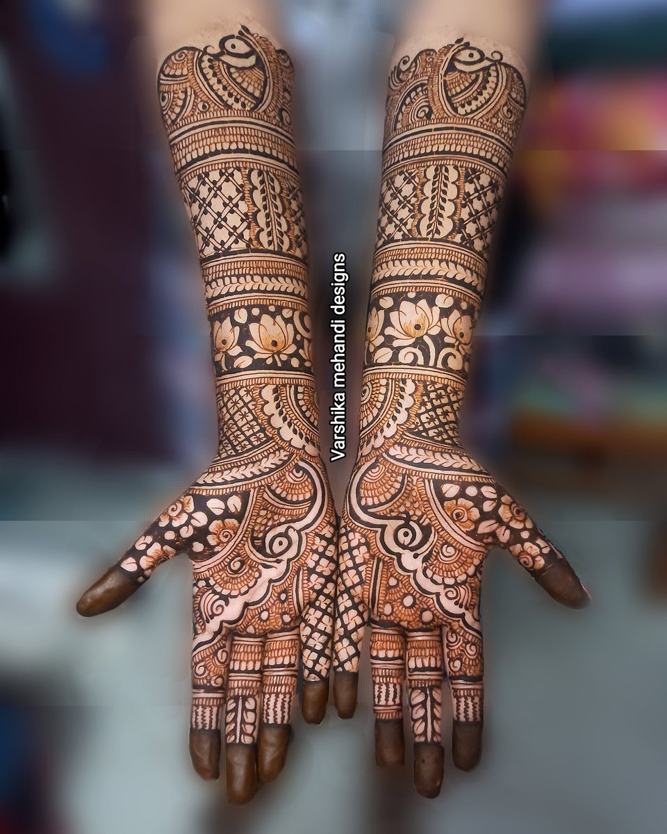 VarshikaMehandi's tweet photo. Bridal mehendi ❣️
#varshika_mehandi_designs #mehndi #mehandi #mehendi #artist #henna #lovewhatyoudo
#portraitartistinchennai #portraits #artistsoninstagram #portraitmehendi #loveforhenna https://t.co/Nhe34zHFAQ