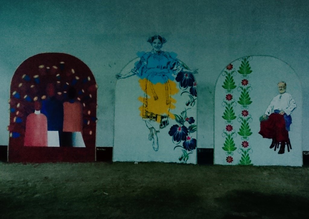 WarszawskiBlog's tweet photo. Galeria Ukraińska🇺🇦 Ukrainian street art gallery🇺🇦 #galeriaukraińska #murale #WolnaUkraina #Warszawa #ukrainianstreetart #streetart #FreeUkraine #Warsaw https://t.co/dP9vn1hUYt https://t.co/QlpIpCf9mb