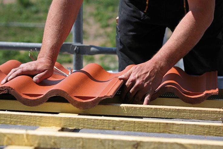 Voor onze productielocatie BMI Monier #Woerden zijn wij op zoek naar meerdere Operators. Als #Operator word je ingezet bij alle werkzaamheden die horen bij het produceren van dakpannen.  Geïnteresseerd ? Meer informatie via bit.ly/3HhjPLN #vacature