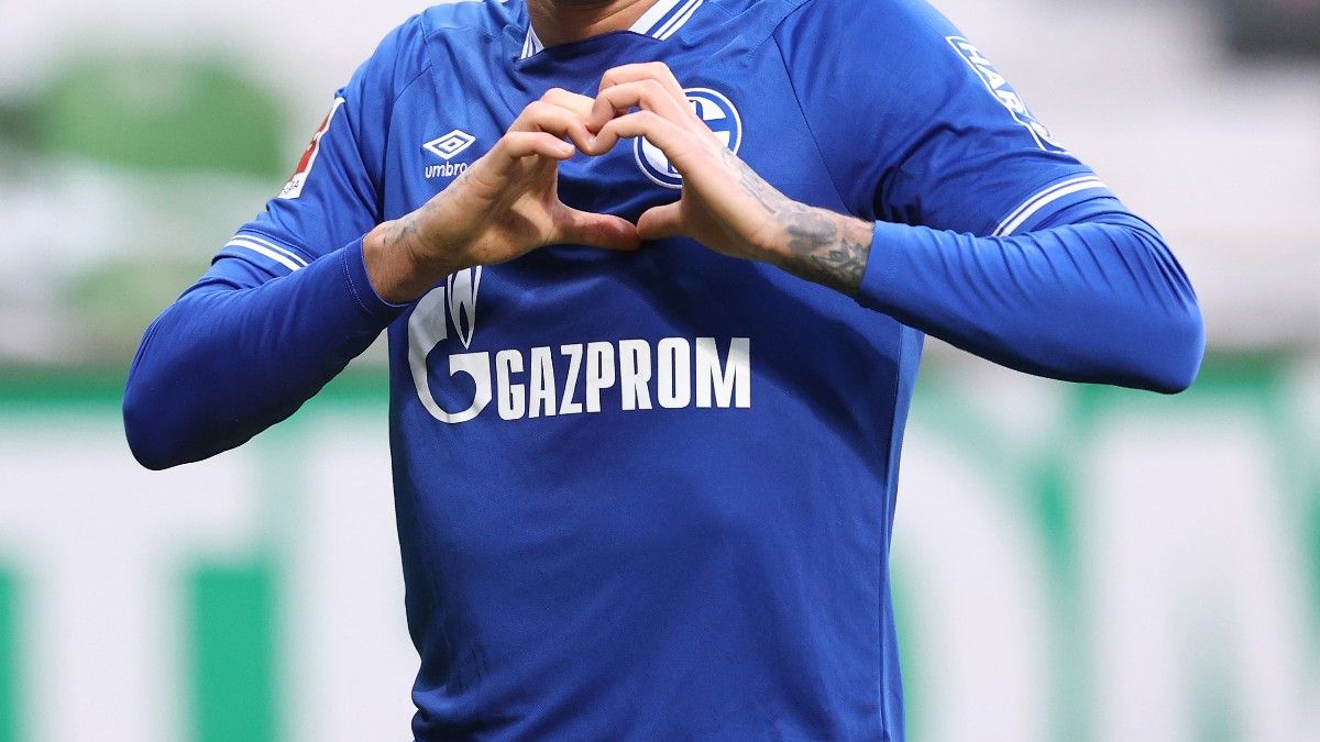 MktRegistrado's tweet photo. ✍️ (HILO) 

¡CONSECUENCIAS DEL CONFLICTO RUSIA-UCRANIA EN EL DEPORTE! 🇷🇺⚔️🇺🇦

⚽️ El @s04_es 🇩🇪 decidió retirar el patrocinio de #Gazprom, la empresa de gas rusa, de su camiseta tras la invasión y el conflicto entre los países 🤝🚫

🇪🇺 La #UEFA pone en duda la final de la #UCL https://t.co/5aQT3yurO6