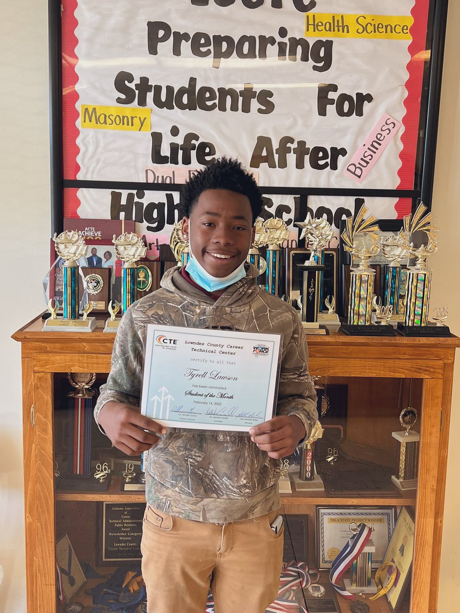 45CAREERTECH's tweet photo. Congratulations to February Career Tech Student of the Month Recipients. Great job and keep up the good work!! We are so proud of you!! #45ctc #45ctestudentspotlight https://t.co/tidM2AzdoI