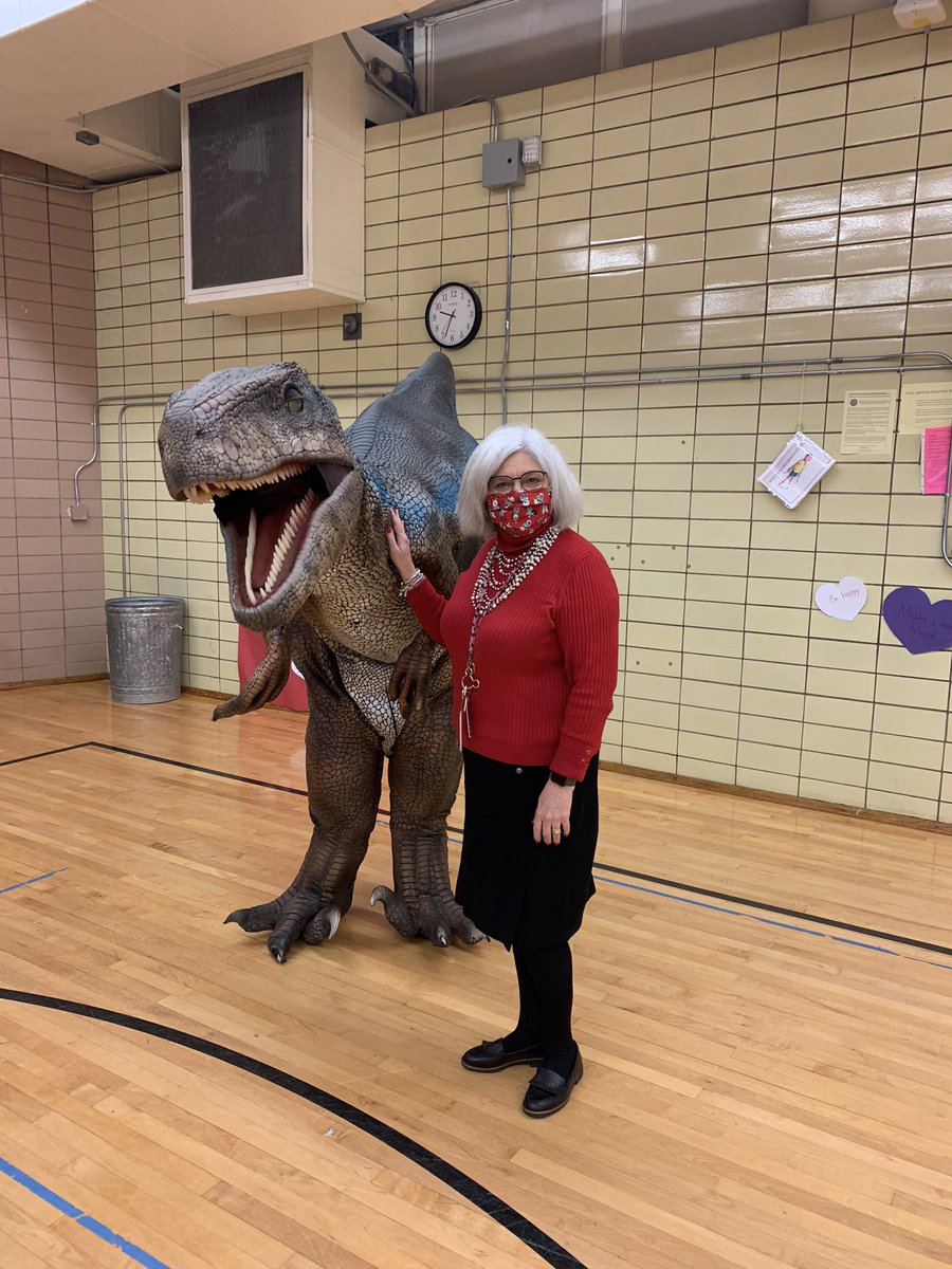 kcsECErocks's tweet image. You never know who you’re going to meet when you visit Fort Sanders! Best day ever!