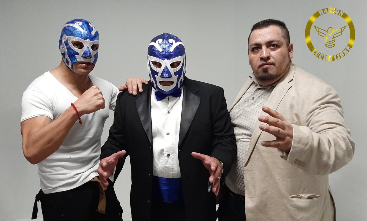 HalconLucha's tweet photo. En 1953 surgió un personaje leyenda de nuestra lucha libre ayer celebró junto a los herederos de los creadores 69 años de su destacada creación, un emblemático personaje #HuracanRamirez 
#𝐓𝐨𝐝𝐨𝐬𝐒𝐨𝐦𝐨𝐬𝐇𝐚𝐥𝐜𝐨𝐧𝐋𝐮𝐜𝐡𝐚𝐋𝐢𝐛𝐫𝐞
Fotopost: ᴹayitajr https://t.co/2C7CxR1NxB