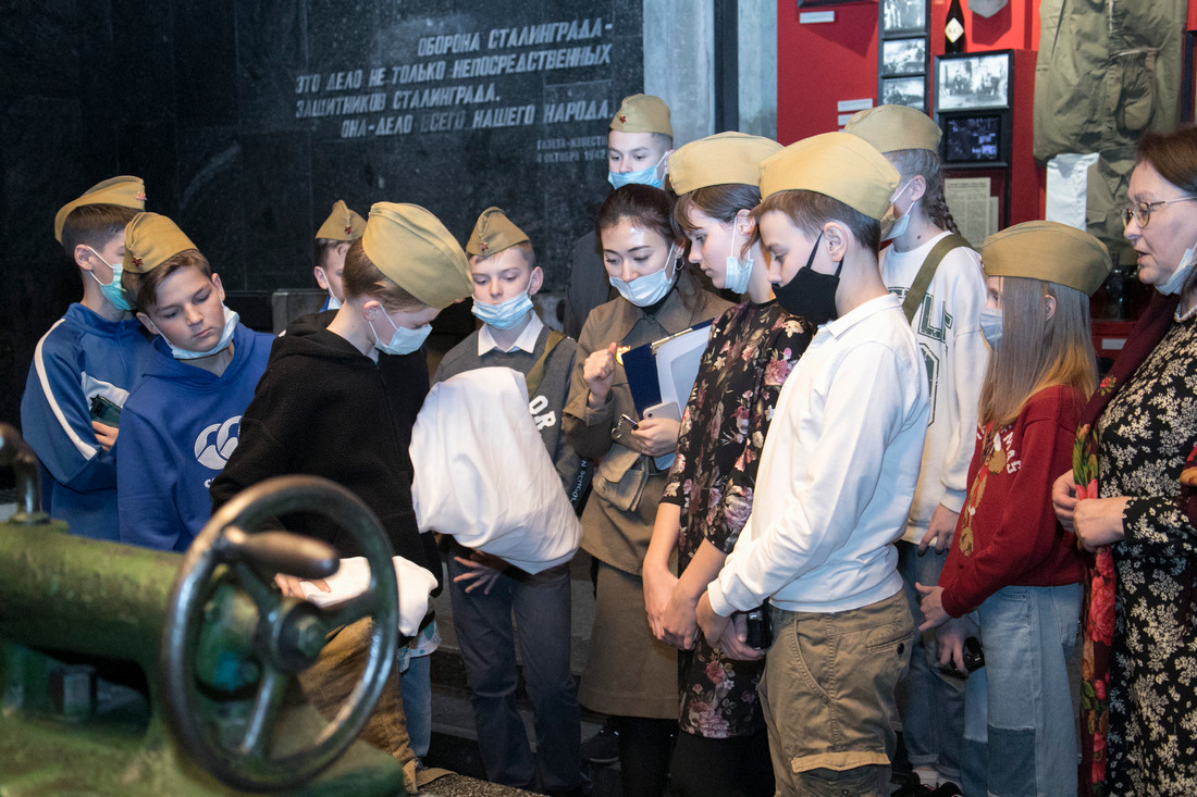 Волонтеры приняли участие в проведении военно-исторического квеста в музее-панораме «Сталинградская битва» stalingrad-battle.ru/about/m-news/2…
#главныймузейволгограда
#музейпанорамасталинградскаябитва
#квест