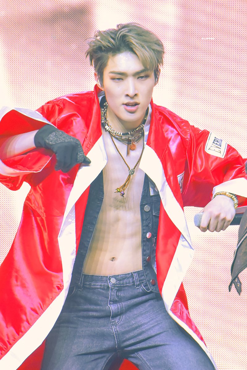 flipped0809's tweet photo. 220130 #ATEEZ #에이티즈 #MINGI #민기 #SONGMINGI #송민기 #널설레게해줄게 https://t.co/FVJi0i1LV7