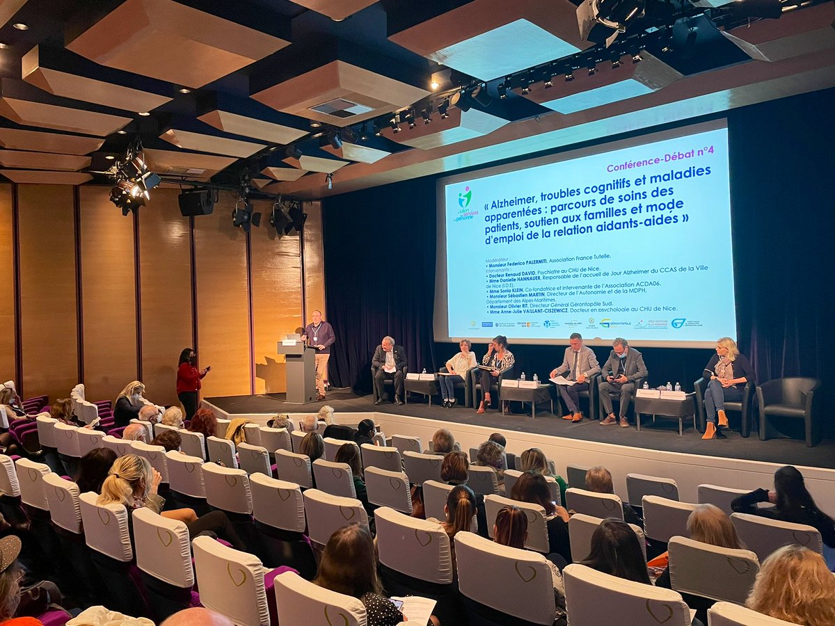 En Direct du #SalonSAP.

Venez assister à cette nouvelle et avant dernière conférence de la journée sur l’#Alzheimer, les troubles cognitifs et les maladies apparentées.