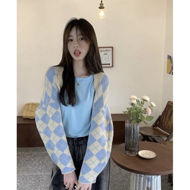 Beyouthiful_'s tweet photo. @aulmaulidiana Hai kak, numpang lapak yaaa
Segemes ini cardigan korean nyaaa start 65k an aja lohhhh udah dapet segemes iniii. Ada yg mau kuspill link oren nya gakk??? https://t.co/4xTXpUB4CG https://t.co/cnf1nU0vKy