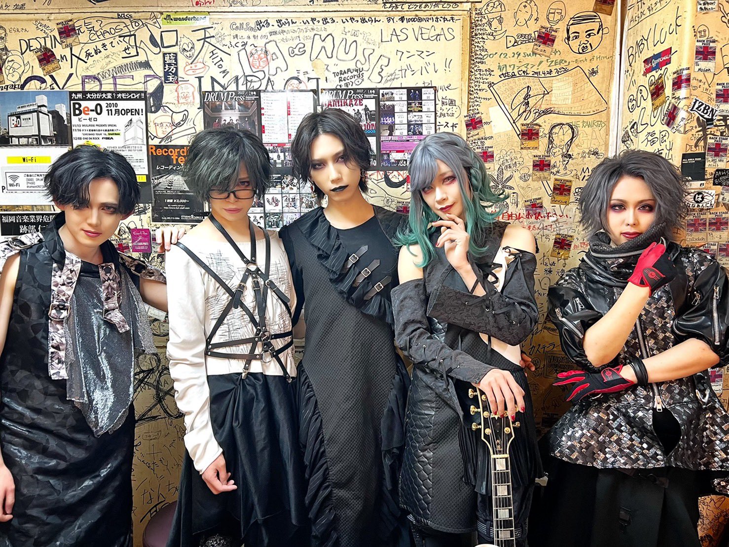 サイノ筐ニワ (@318520_official) / X