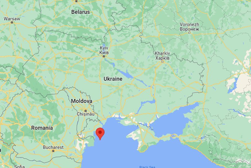  El Servicio Estatal de Guardia de Fronteras de Ucrania que dos buques de guerra de la armada rusa, el "Moscú" y el "Vasily Bykop", estarían bombardeando a la guarnición ucraniana situada en la isla de Zmmiinyi  #Guerra  #Ucrania