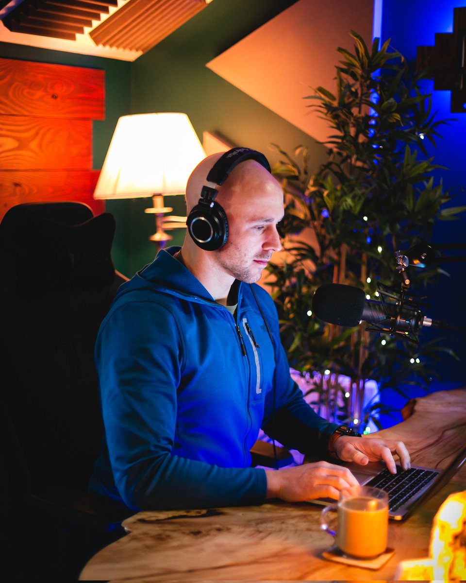 PrymalP's tweet photo. Big week of recording for the Prymal Podcast this week, some amazing episodes coming up!
#podcast #podcaststudio #prymal https://t.co/MKxGQXLACJ