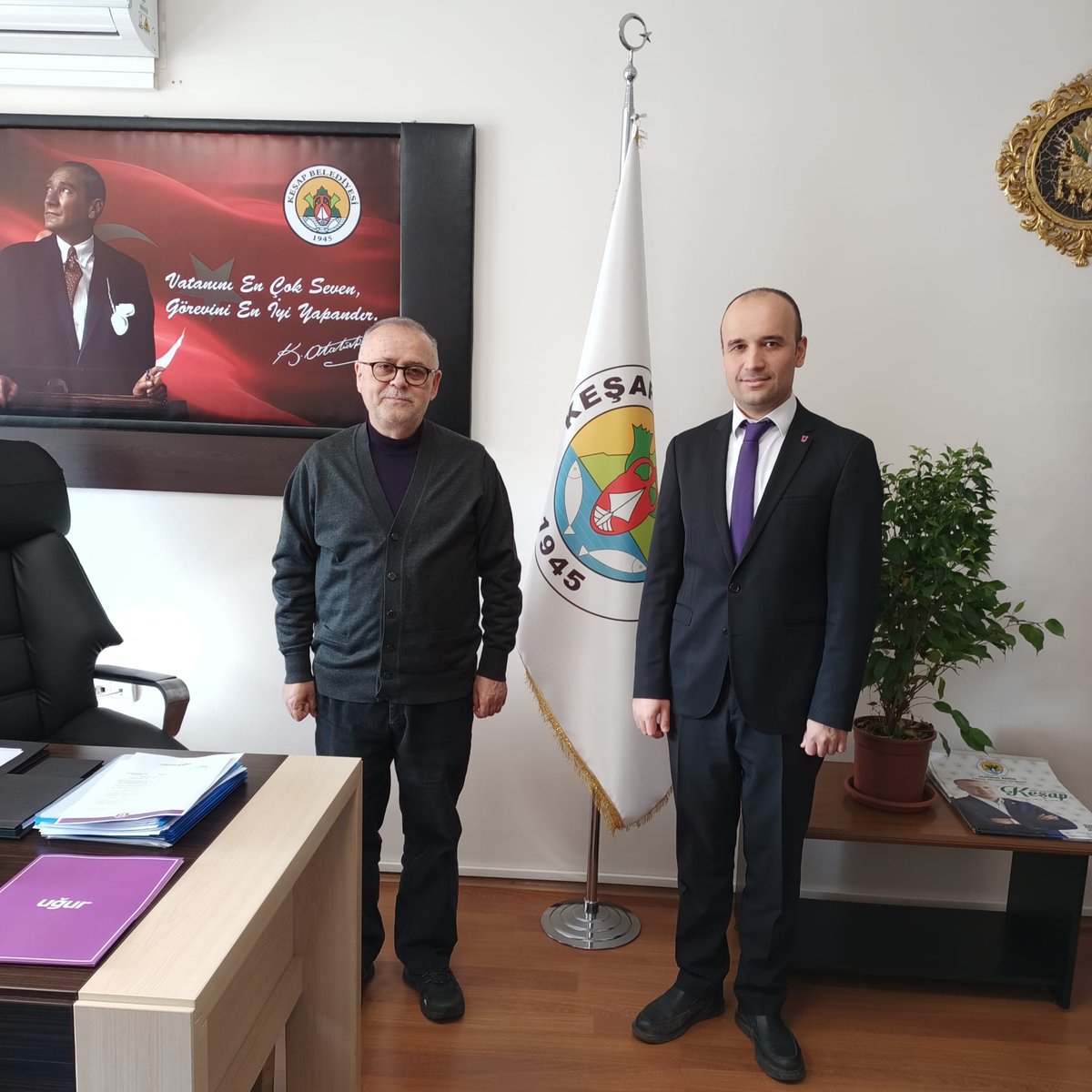 Giresun_UAL's tweet photo. Keşap Belediye Başkanlığı ile "Kurumsal Eğitim Sözleşmesi" imzaladık. Sözleşme çerçevesinde belediye personelimizin öğrencileri yeni kayıtta indirimli fiyatlardan yararlanabilecekler.

Anlaşmamız hayırlı, UĞURLU olsun 💜

#UğurluOlmak https://t.co/dqGMJhPNZ9