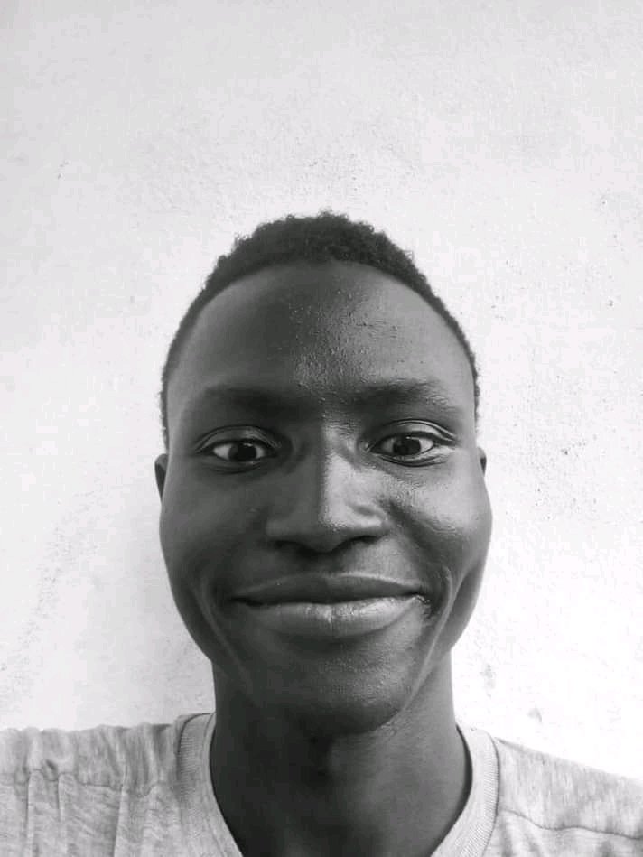 <a href="/Bargame_BM/">🦎</a> Moi en Afrique entrain de streamer la WWIII