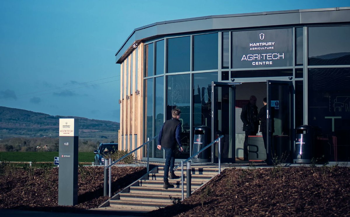 HartpuryAgTech's tweet photo. It has been great to welcome in person again some new and familiar faces from the #UKFarming industry and our #DigitalFarmingNetwork
We are proud to support the #technological needs and interests of those we rely on three times a day, 365 days a year. ๐๐ฎ๐๐ท๐พ https://t.co/Hz1aMxT7RS