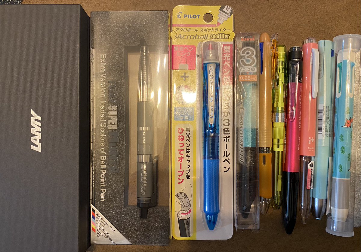 edgeofempty's tweet photo. Arrived home to the @jetpens order. Another 10 pens for the #MultiPen test. https://t.co/UPYWmPBOVP